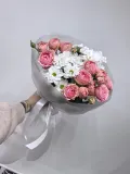 "пионовидная роза Спешл дайменшн и хризантема" – Фото 1
