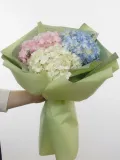 "Монобукет Mix из гортензий" – Фото 2