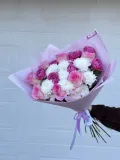 "Шикарный букет для самой любимой из Пионовидных роз и хризантем" – Фото 2