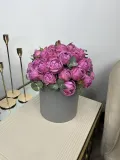 "Композиция из пионовидных роз и эфкалипта " – Фото 1