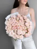 "Букет из 11 пионовидных кустовых роз" – Фото 1
