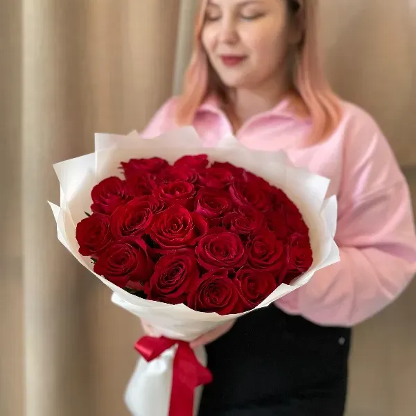 Монобукет «Аура» розы Кения 