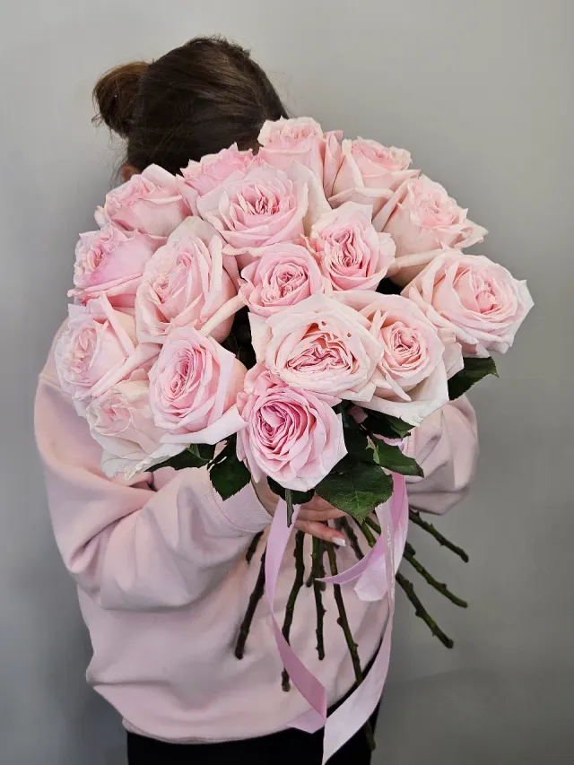 "17 пионовидных роз Pink Ohara" – Фото 2