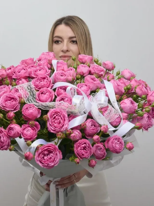 "Premium Круглый букет из 15 пион кустовых роз" – Фото 4