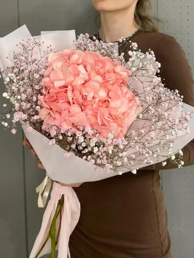 "Сборный букет с гортензией" – Фото 4