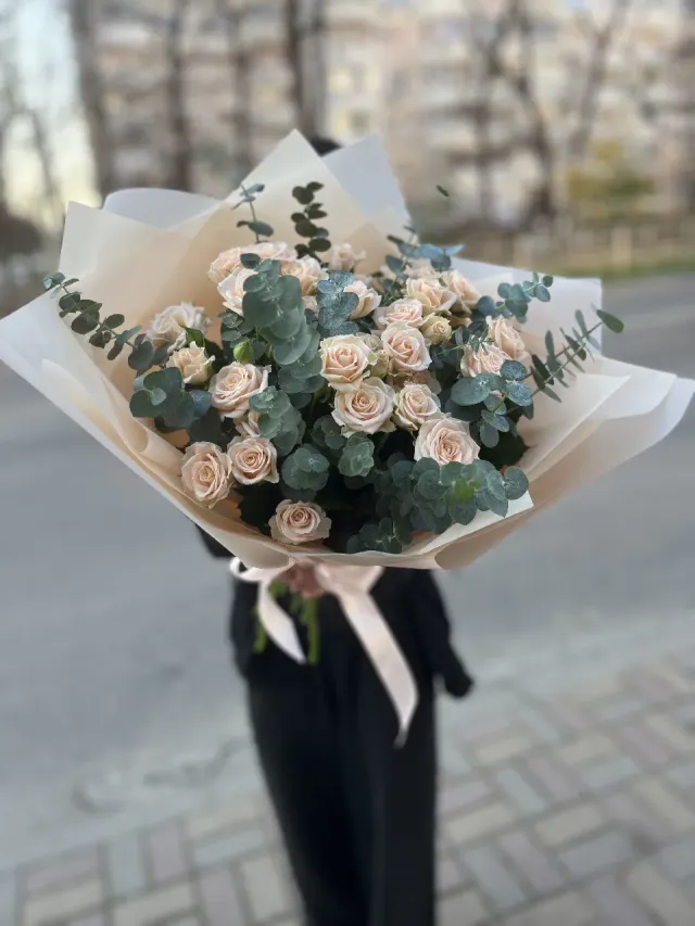 "букет из кустовых роз " – Фото 4