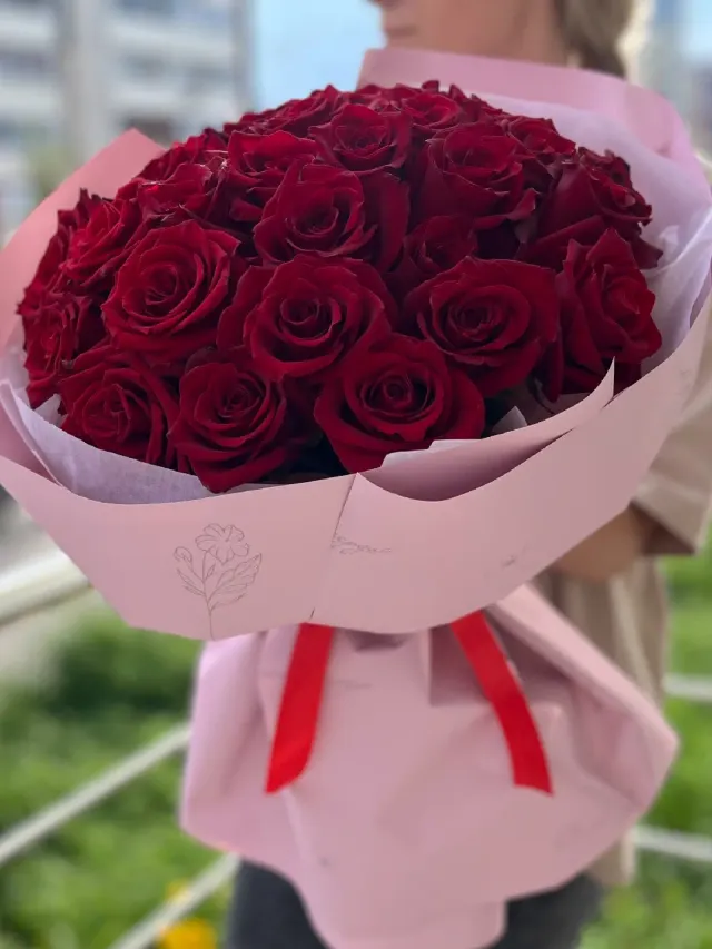 "Букет из 25 роз "Классика всегда в моде"" – Фото 1
