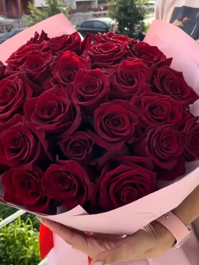 "Букет из 25 роз "Классика всегда в моде"" – Фото 3