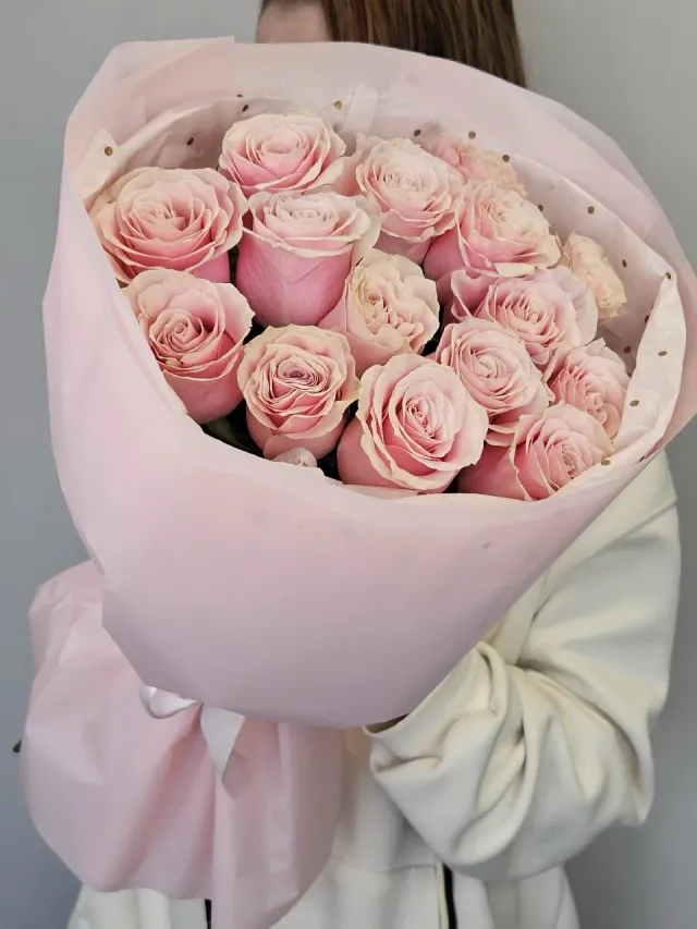 " 15 розовых роз Pink Mondial" – Фото 1