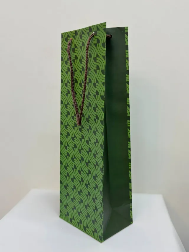 "Пакет подарочный для бутылки зеленый 12*26*8,5" – Фото 2