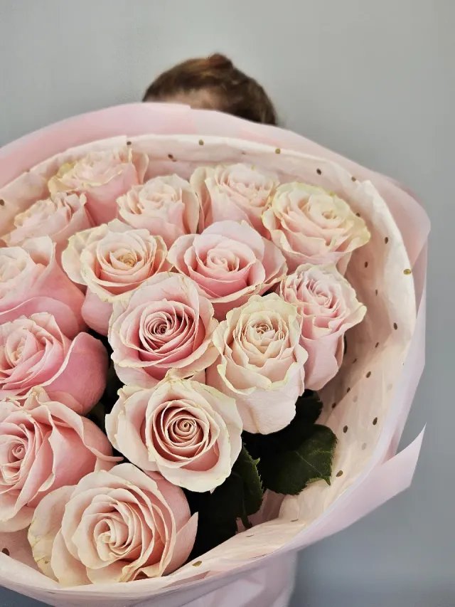 " 15 розовых роз Pink Mondial" – Фото 3