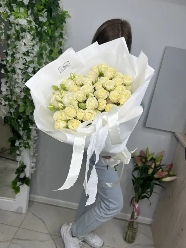 "букет из кустовых роз" – Фото 1